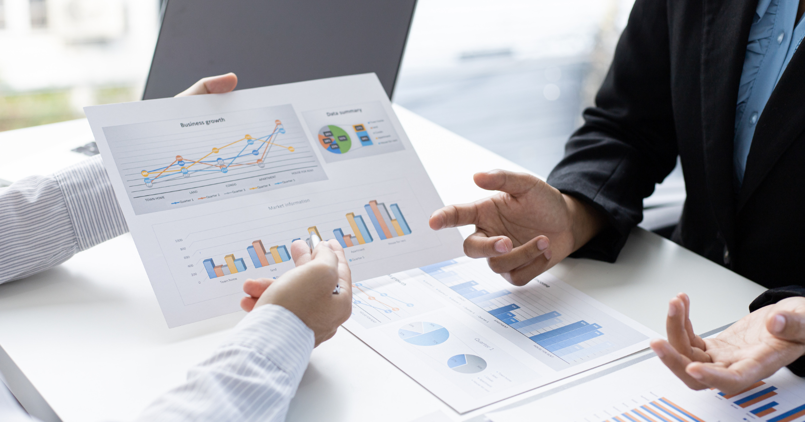 Digital Dangers Dominate 2024's Business Risk Landscape