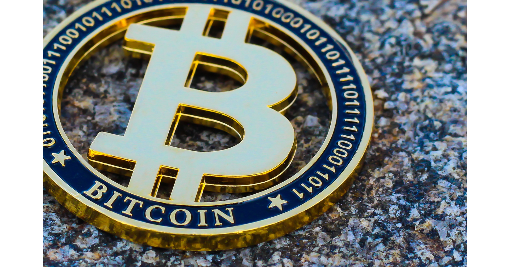 Bitcoin Temporarily Peaks Over $43,000 as Jupiter Faces a Sharp Decline