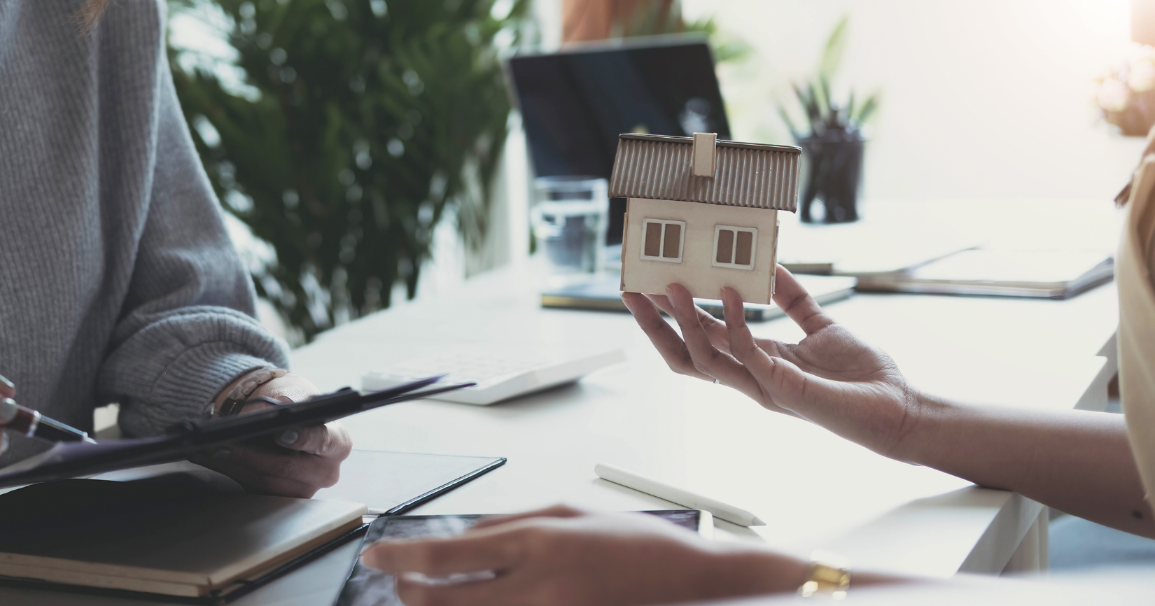 Canada's 5-Star Insurance Brokerages - Revealed